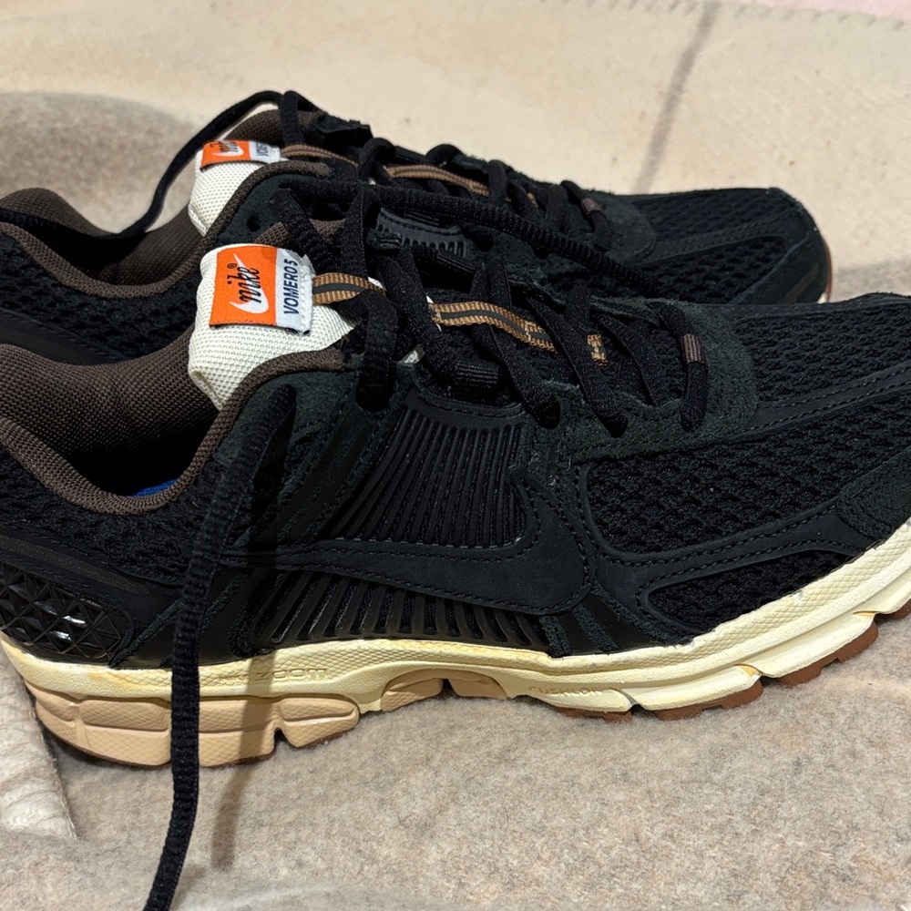 Nike Black and Beige Men's Sneakers